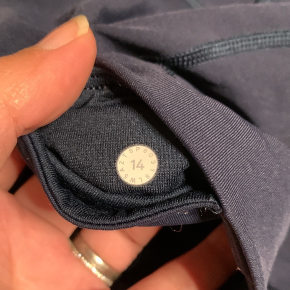 Lululemon- All The Right Places- Sz 14- Hero Blue- Full Length **Flawed** - Picture 9 of 15